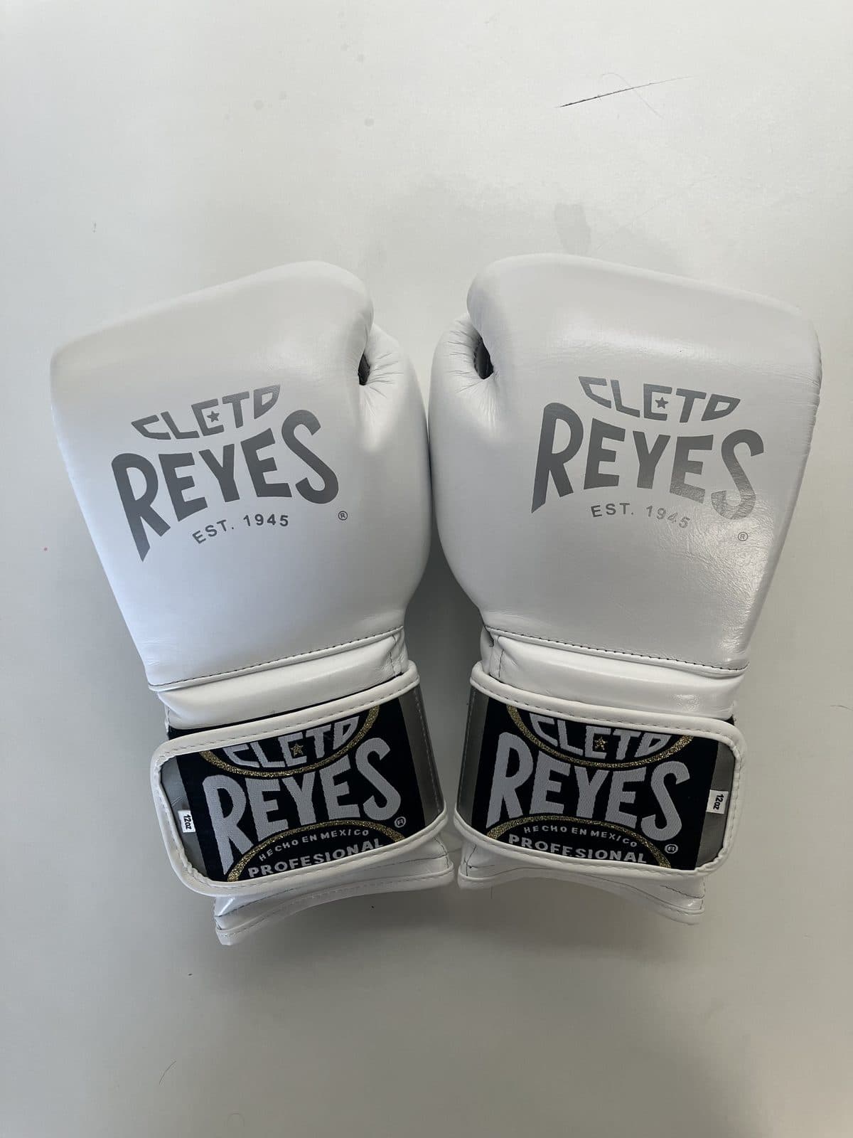 Boxerské rukavice - CLETO REYES - white/silver - Special Edition