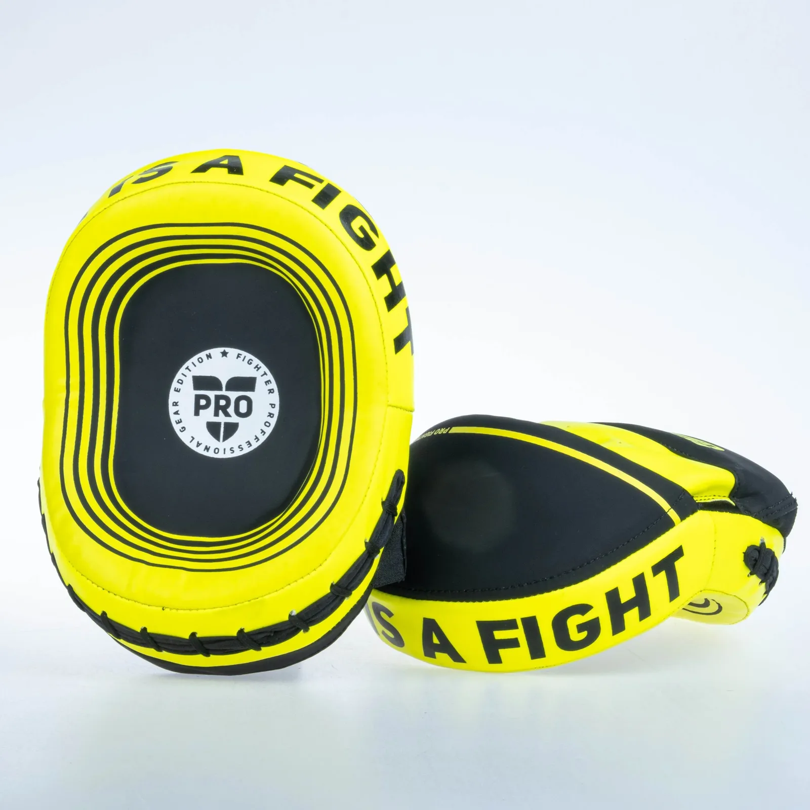Lapy - Fighter - Oval Shield Pro